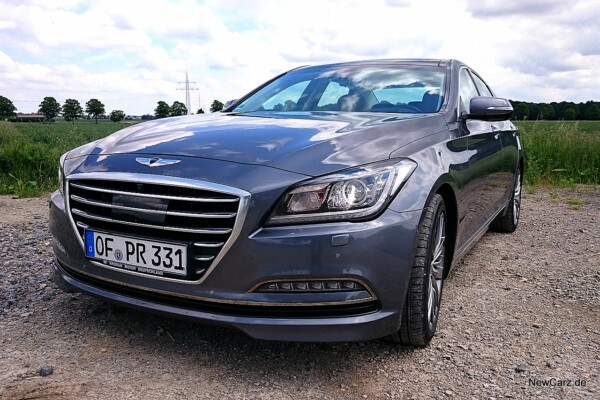 NewCarz-Hyundai-Genesis-09