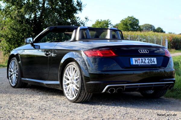 NewCarz-Audi-TTS-Roadster-28