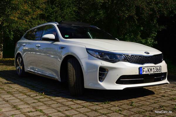 NewCarz-Kia-Optima-GT (8)