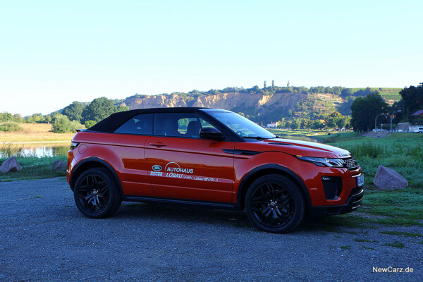 NewCarz-Range-Rover-Evoque-Cab (16)