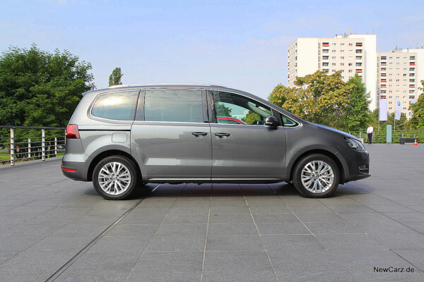 NewCarz-VW-Sharan-4Motion (3)