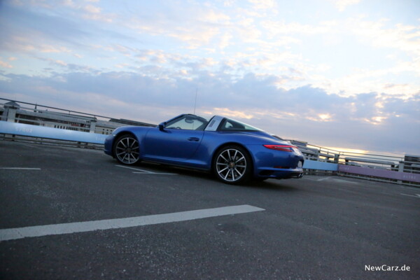 newcarz-porsche-911-targa-4-08