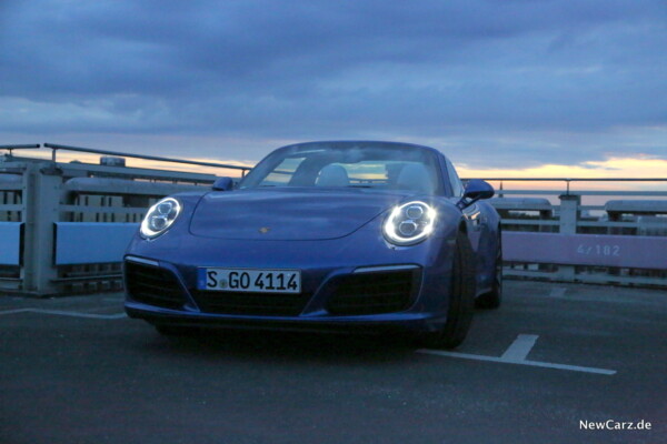 newcarz-porsche-911-targa-4-30