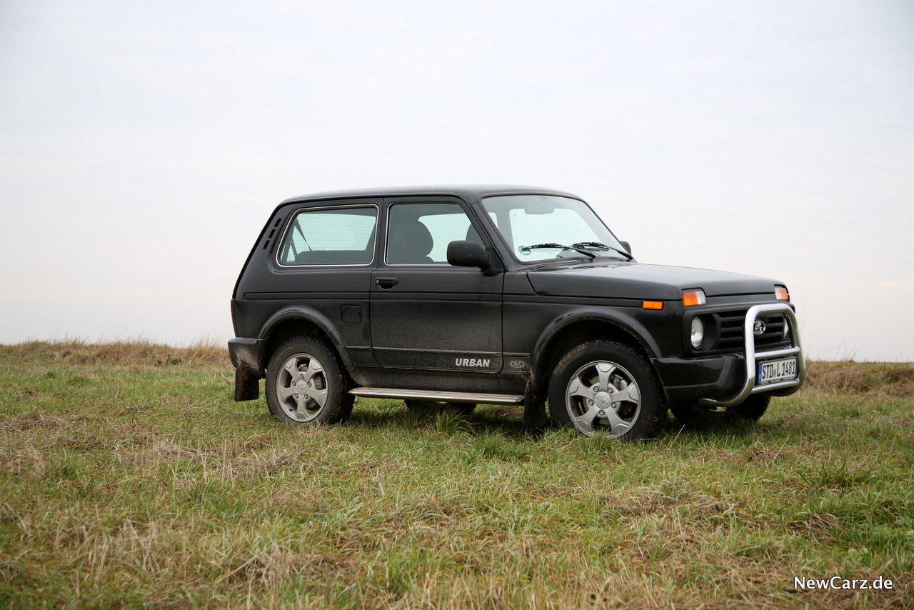 Lada 4×4 Urban  Test –  Geländekumpan der Alten Schule