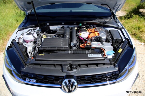 VW Golf GTE