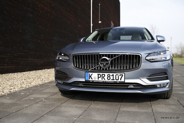 Volvo S90 Front