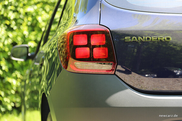 Dacia Sandero Heckleuchte