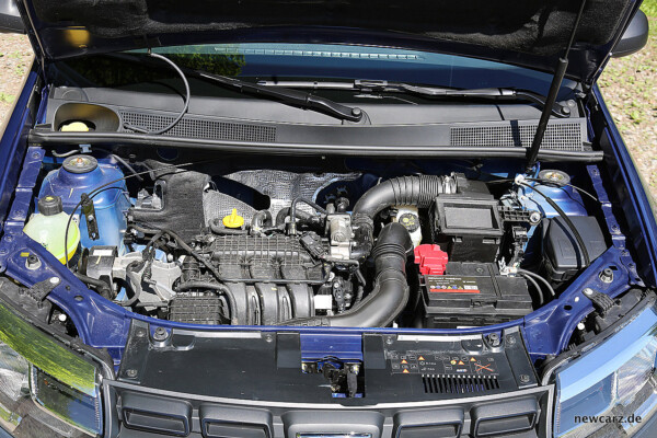 Dacia Sandero Motorraum