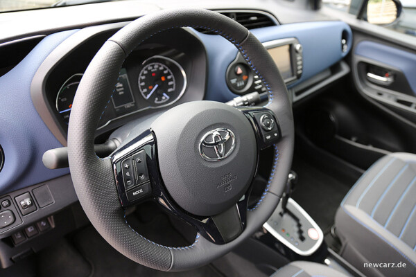 Toyota Yaris 2017 Lenkrad