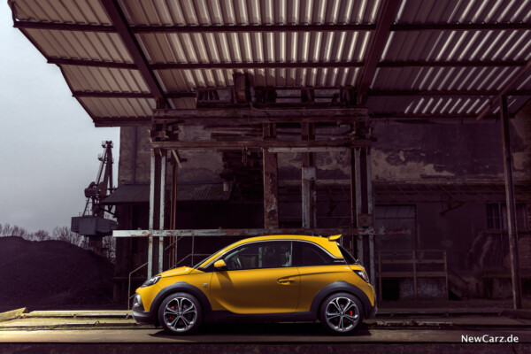 Opel Adam Rocks S Seite