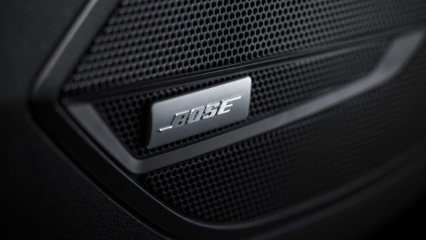 Opel Insignia Country Tourer Bose Soundsystem