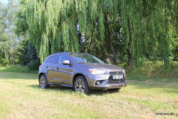 Mitsubishi ASX schräg