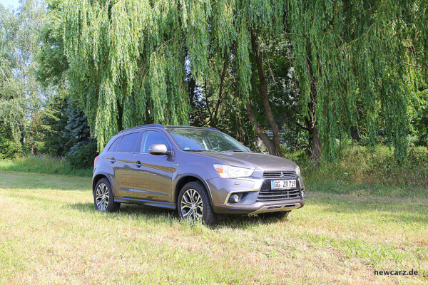 Mitsubishi ASX schräg