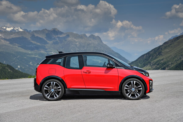 BMW i3S Seite