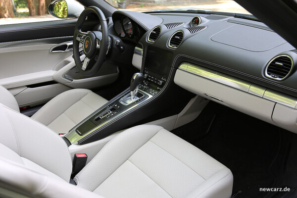 Porsche 718 Boxster S Interieur