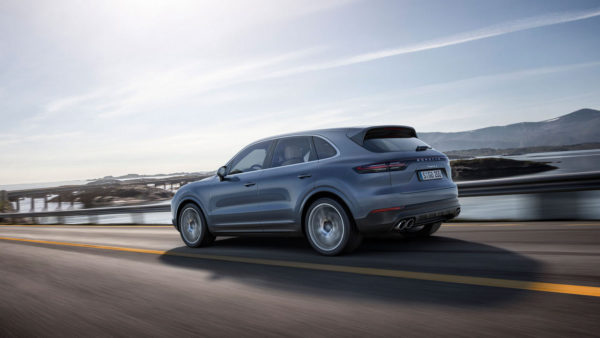 Porsche Cayenne S Seite