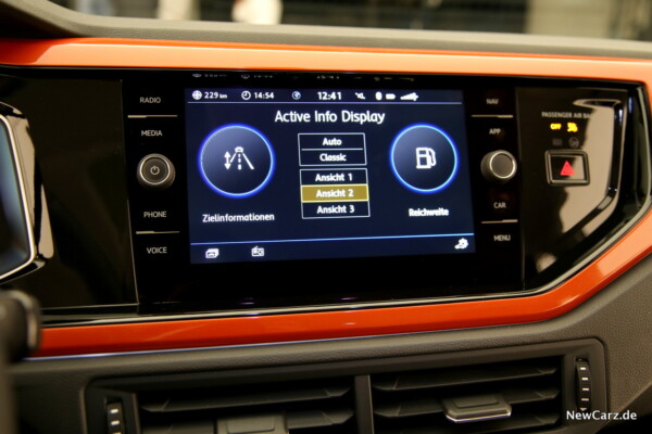 VW Polo Active Info Display