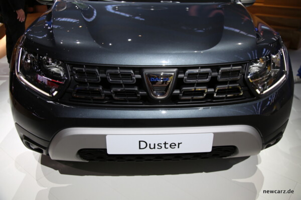 Dacia Duster Front