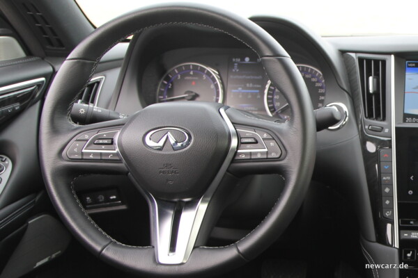 Infiniti Q60 Lenkrad