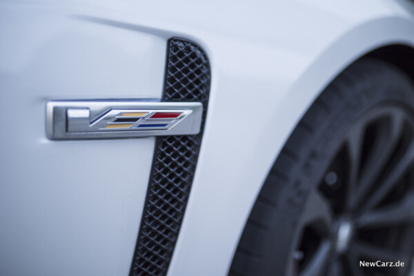 Cadillac CTS-V Hutzen