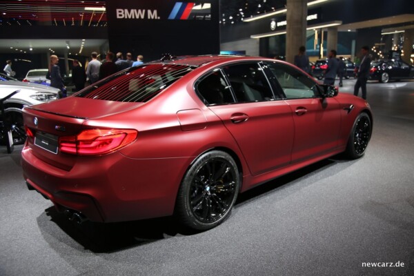 BMW M5 Heck Seite