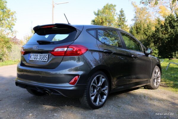 Ford Fiesta ST-Line schräg hinten rechts