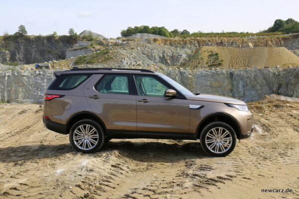 Land Rover Discovery 5 Seitenansicht