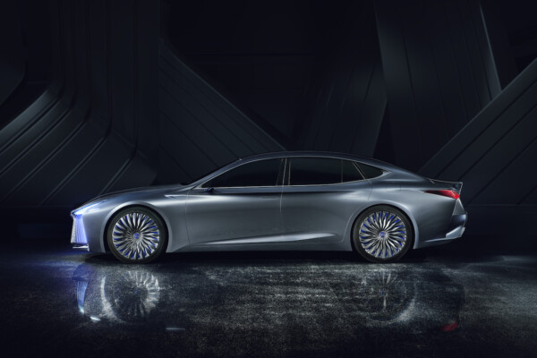 Lexus LS+ Concept Seite Exterieur