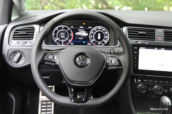 VW Golf Alltrack Variant Lenkrad