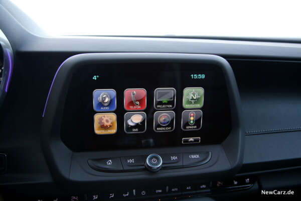 Chevrolet Camaro Convertible Infotainment 