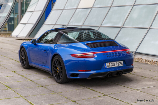 Porsche 911 Targa 4 GTS Heck