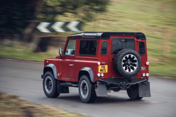 Land Rover Defender Works V8 Exterieur