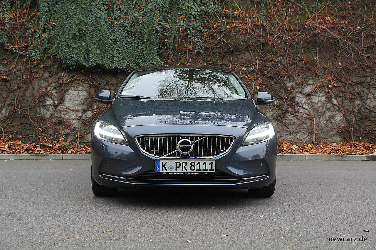 Volvo V40 Facelift Halbzeit Mit Polarstern Newcarz De