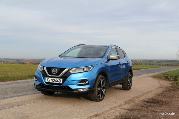 Nissan Qashqai schräg vorne