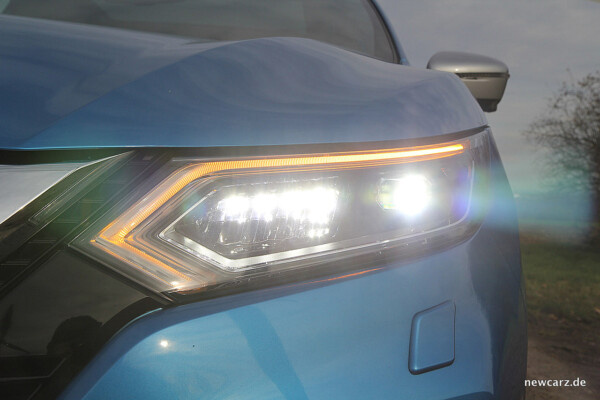 Nissan Qashqai Voll-LED-Scheinwerfer