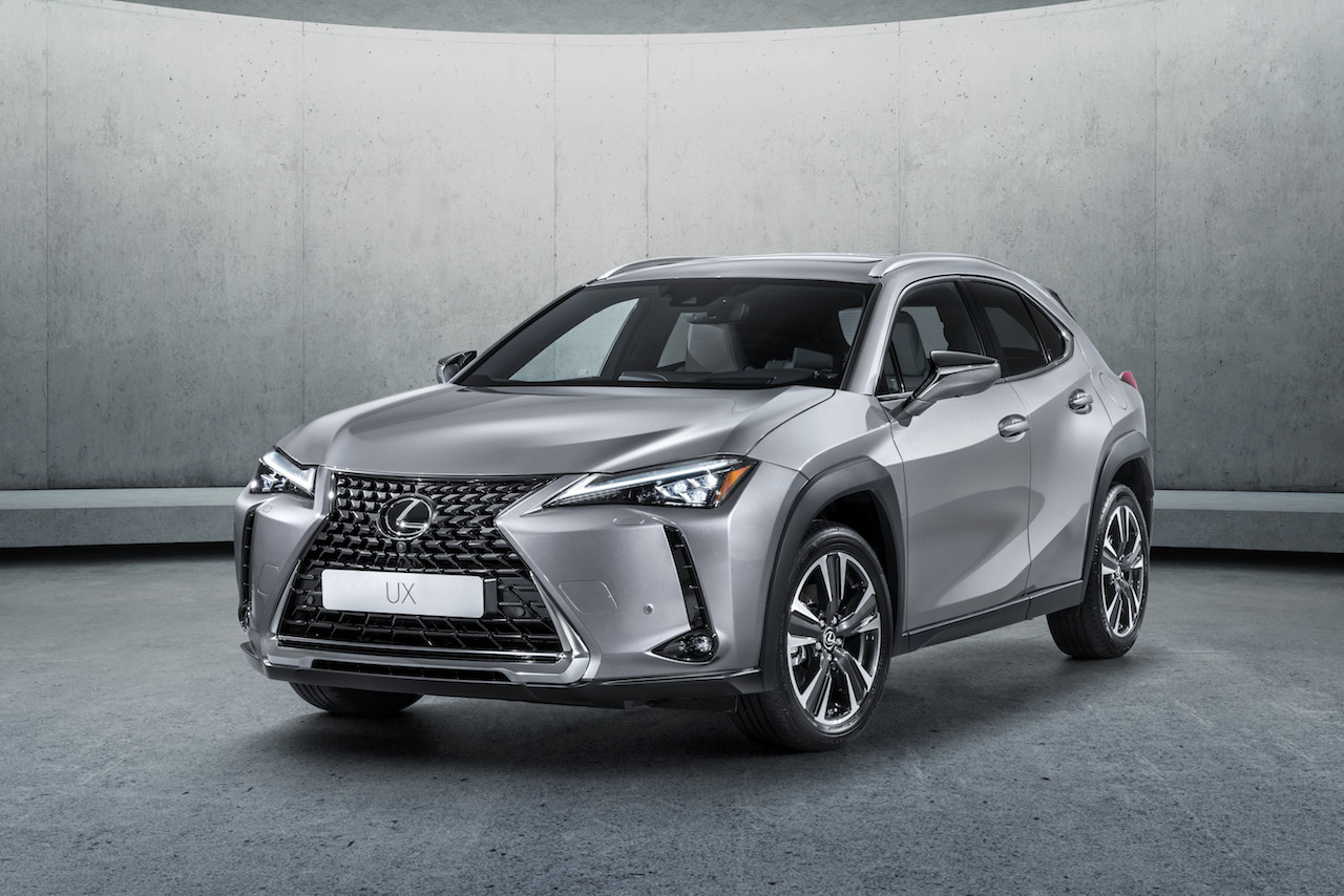 Lexus UX Front