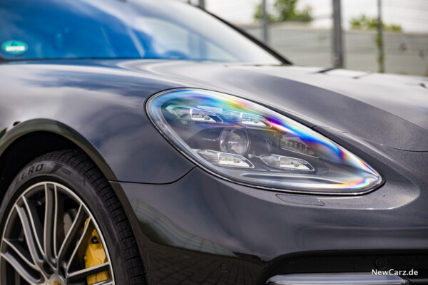 Porsche Panamera Turbo Matrix LED Scheinwerfer