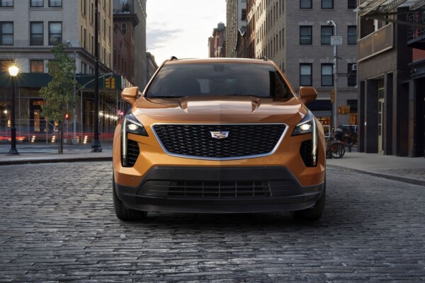 Cadillac XT4 Front