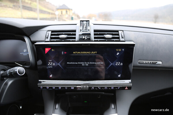 DS7 Crossback Touchscreen