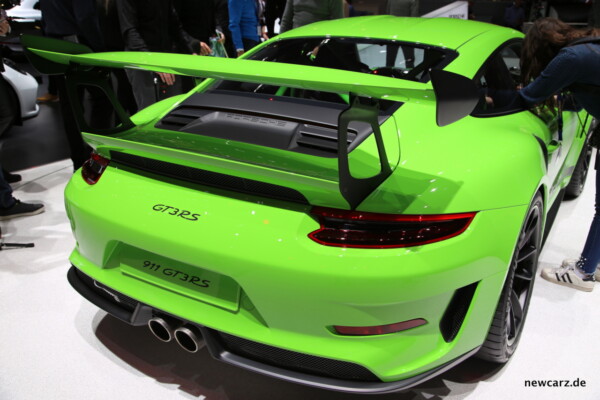 Porsche 911 GT3 RS schräg hinten