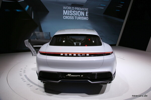 Porsche Cross Turismo Heck