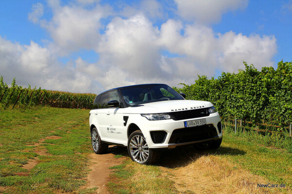 Range Rover Sport SVR Offroad