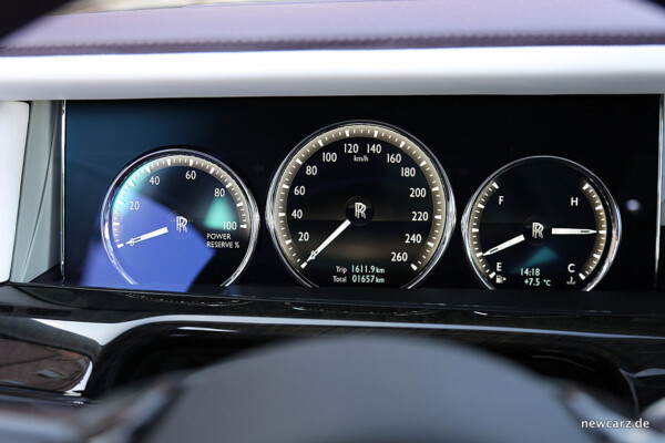 Rolls-Royce Phantom Cockpit