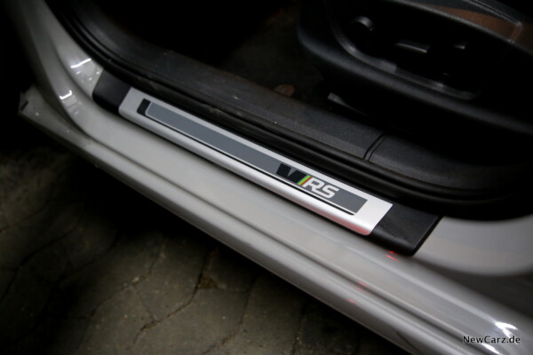 Skoda Octavia RS245 RS-Logo Einstiegsleisten