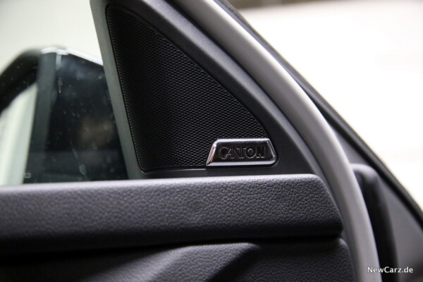 Skoda Octavia RS245 Canton Soundsystem