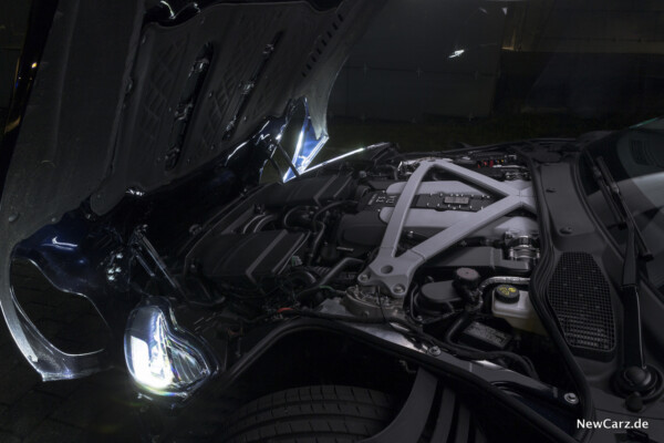 Aston Martin DB11 V12 Motor 