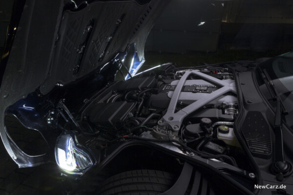 Aston Martin DB11 V12 Motor