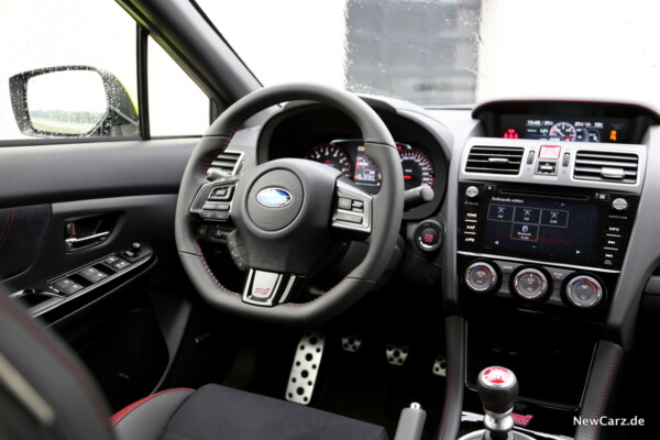 Subaru WRX STI Innenraum