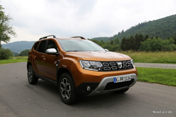 Dacia Duster Front