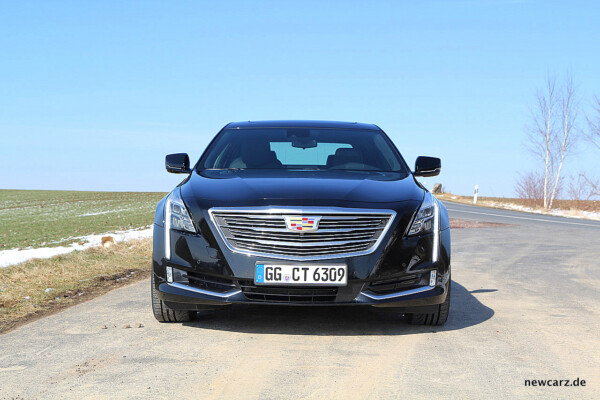 Cadillac CT6 Front